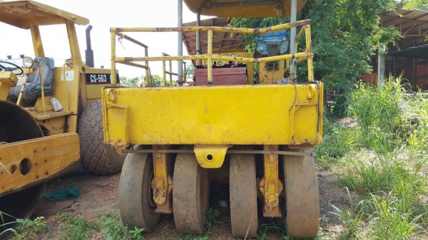 ขายรถบดล้อยาง 7 ล้อ สภาพใช้งานได้ปกติ เอกสารสัญญาซื้อขาย