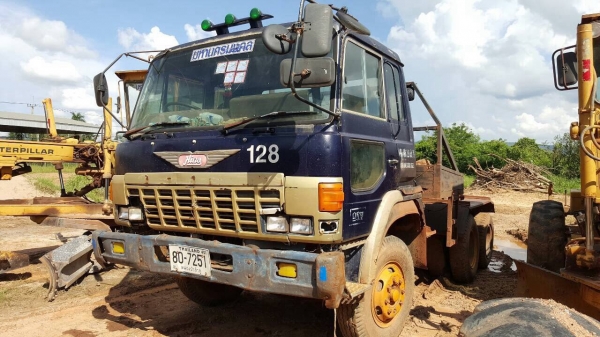 ขายหัวลาก 2 เพลา HINO ZM300 เครื่อง PD6 230 แรงม้า รถใช้งานอยูทุกวัน เอกสารเ่มทะเบียนพร้อมโอน ขายหัวลาก 2 เพลา HINO ZM300 เครื่อง PD6 230 แรงม้า รถใช้งานอยูทุกวัน เอกสารเ่มทะเบียนพร้อมโอน