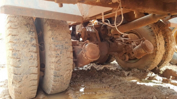 ขายหัวลาก 2 เพลา HINO ZM300 เครื่อง PD6 230 แรงม้า รถใช้งานอยูทุกวัน เอกสารเ่มทะเบียนพร้อมโอน ขายหัวลาก 2 เพลา HINO ZM300 เครื่อง PD6 230 แรงม้า รถใช้งานอยูทุกวัน เอกสารเ่มทะเบียนพร้อมโอน