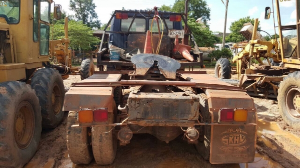 ขายหัวลาก 2 เพลา HINO ZM300 เครื่อง PD6 230 แรงม้า รถใช้งานอยูทุกวัน เอกสารเ่มทะเบียนพร้อมโอน ขายหัวลาก 2 เพลา HINO ZM300 เครื่อง PD6 230 แรงม้า รถใช้งานอยูทุกวัน เอกสารเ่มทะเบียนพร้อมโอน