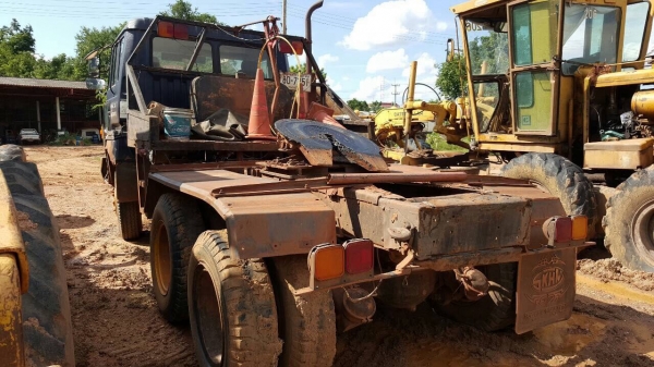 ขายหัวลาก 2 เพลา HINO ZM300 เครื่อง PD6 230 แรงม้า รถใช้งานอยูทุกวัน เอกสารเ่มทะเบียนพร้อมโอน ขายหัวลาก 2 เพลา HINO ZM300 เครื่อง PD6 230 แรงม้า รถใช้งานอยูทุกวัน เอกสารเ่มทะเบียนพร้อมโอน