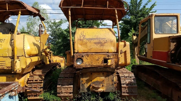 ขายรถแทรคเตอร์ KOMATSU D50 S สภาพพร้อมใช้งาน เอกสารสัญญาซื้อขาย เครื่องดี ปั้มดี โซ่เต็ม ขายรถแทรคเตอร์ KOMATSU D50 S สภาพพร้อมใช้งาน เอกสารสัญญาซื้อขาย เครื่องดี ปั้มดี โซ่เต็ม