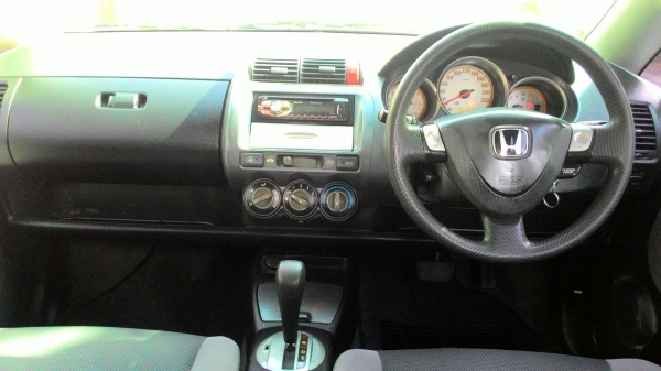 HONDA JAZZ 2004 เกียร์ออโต้ ตัวTOP