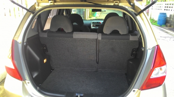 HONDA JAZZ 2004 เกียร์ออโต้ ตัวTOP