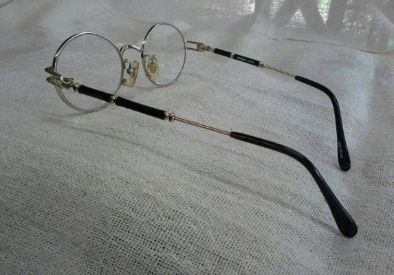 โคตรแว่นสายตายาวตัวบิดา CYMA CM70100 made in Switzerland