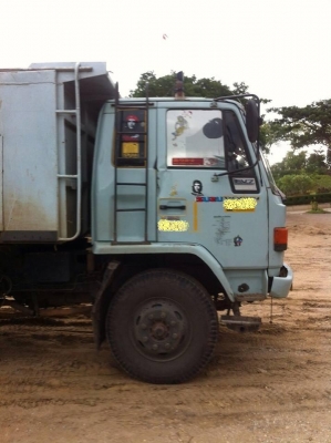 สิบล้อ ISUZU ROCKY 195 แรงม้า ดั้ม สามมิตร ลอนเฉียง เริ่ม ประมูล ราคา ที่ 990,000 บาท ลงมา.