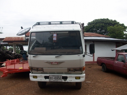 ขายฮีโน่ 117 แรงม้า พร้อมใช้งาน ยาง ดี 7เส้นยาว5.50เมตร ทะเบียนขาดปี 59 เอกสารพร้อมโอน