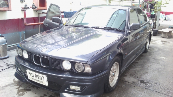 Bmw525ปี90เกียออโต เครื่องToyota2Jใช้น้ำมันและแก๊สLPGหัวฉีด75000