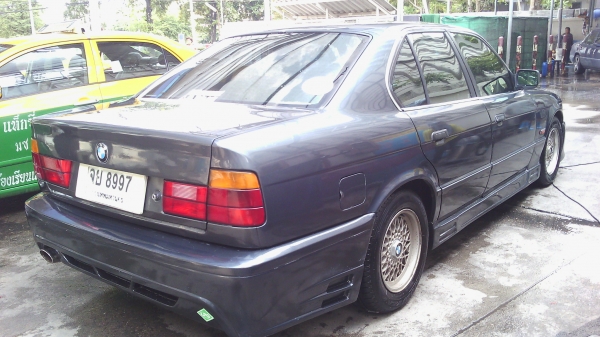 Bmw525ปี90เกียออโต เครื่องToyota2Jใช้น้ำมันและแก๊สLPGหัวฉีด75000