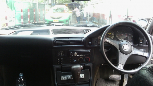 Bmw525ปี90เกียออโต เครื่องToyota2Jใช้น้ำมันและแก๊สLPGหัวฉีด75000