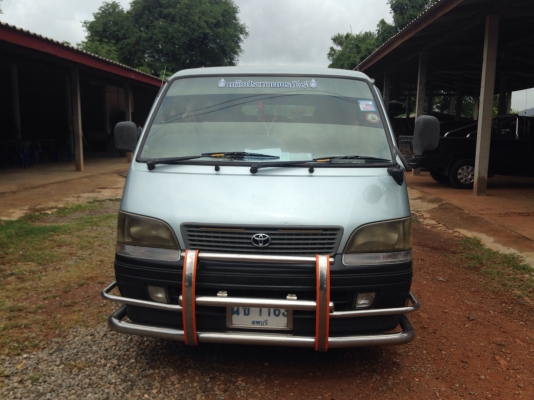 รถตู้ toyota