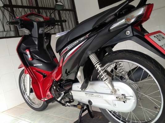 Wave110i สต๊าดเท้า วิ่ง5000 ปลายปี57 (ของแถม 4 รายการ)