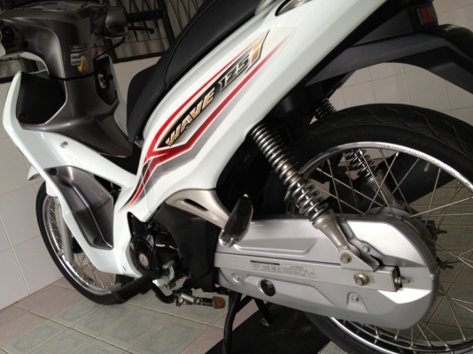 Wave125i สต๊าดเท้า โฉมปัจจุบัน วิ่ง8000 ปี56 (ของแถม 4 รายการ)