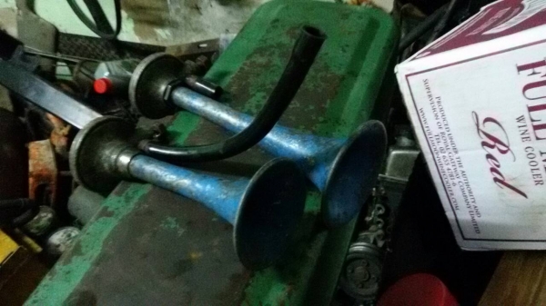 ปั้มลมรถยนต์ มอเตอร์ 12V