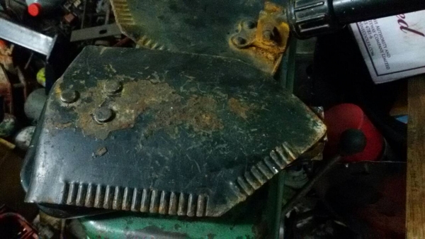 พลั่วสนามของทหาร