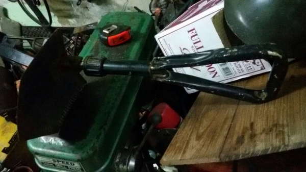 พลั่วสนามของทหาร