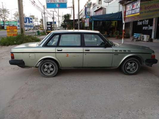 Volvo 244
