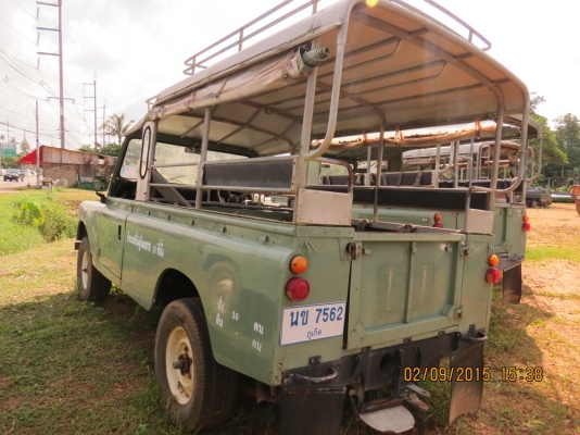 อยากได้แลนด์โรเวอร์สวยๆ สักคัน คลิกเลย อยากได้แลนด์โรเวอร์สวยๆ สักคัน คลิกเลย