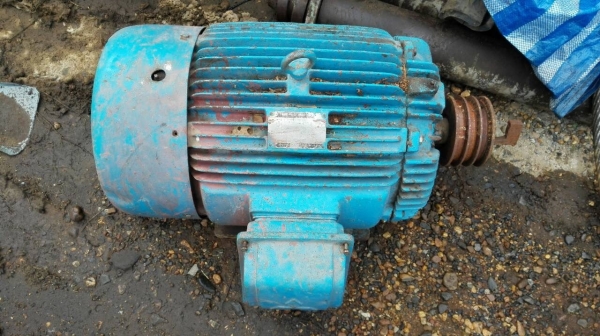 Sale>> มอเตอร์ Mitsubishi 40 HP. 380V. 1450 RPM. วิ่งเงียบ พร้อมใช้งาน!! 089-2499-123(Line)