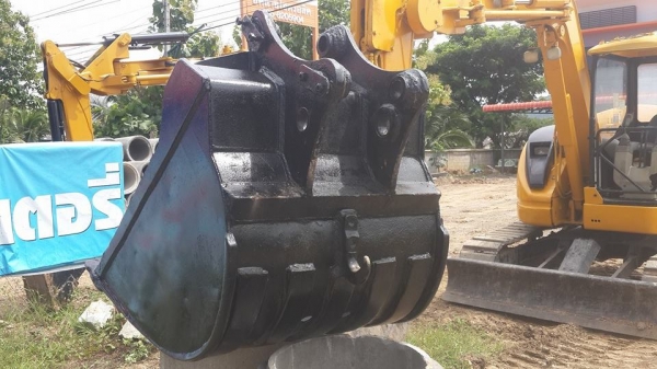 ขายบุ้งกี๋แบคโฮ ขนาด 80 ซม.