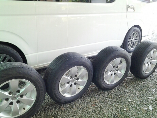 แม็กซ์พรีรันเนอร์พร้อมยาง บริจสโตน 215-65-16 ปี14 แม็กซ์พรีรันเนอร์พร้อมยาง บริจสโตน 215-65-16 ปี14