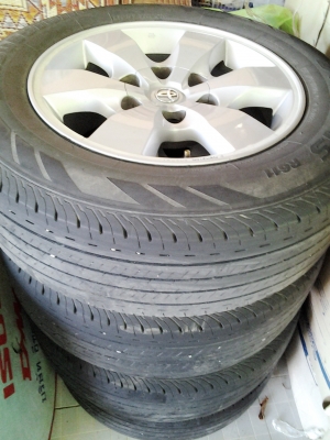 แม็กซ์พรีรันเนอร์พร้อมยาง บริจสโตน 215-65-16 ปี14