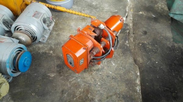 ====== Sold Out!! ====== ตัวเดินรอก Black Bear ขนาด 1 ตัน 380V. สภาพสดใหม่!! 089-2499-123 นครปฐม