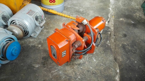 ====== Sold Out!! ====== ตัวเดินรอก Black Bear ขนาด 1 ตัน 380V. สภาพสดใหม่!! 089-2499-123 นครปฐม