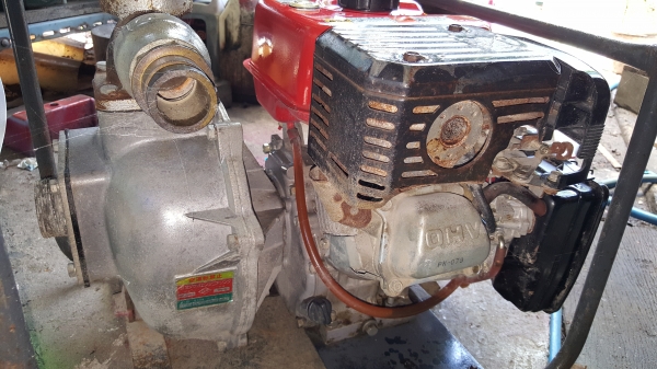 ปั้มน้ำ 5 แรง โรบิน ออก 3 นี้ว กับ มิซู 6 แรง ออก 2.5 นิ้ว ปั้มน้ำ 5 แรง โรบิน ออก 3 นี้ว กับ มิซู 6 แรง ออก 2.5 นิ้ว