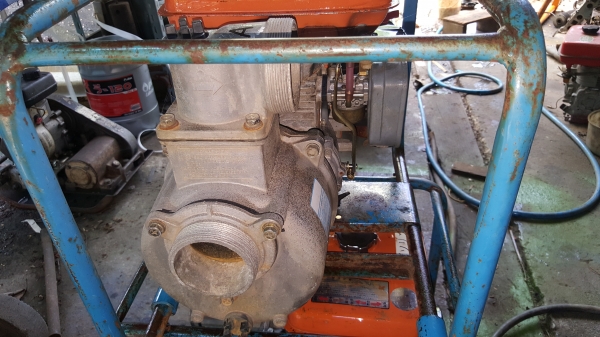 ปั้มน้ำ 5 แรง โรบิน ออก 3 นี้ว กับ มิซู 6 แรง ออก 2.5 นิ้ว ปั้มน้ำ 5 แรง โรบิน ออก 3 นี้ว กับ มิซู 6 แรง ออก 2.5 นิ้ว