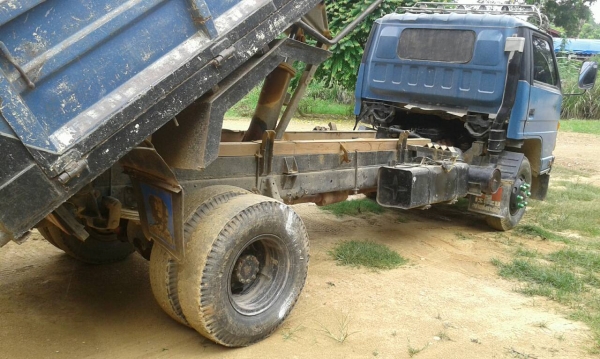 หกล้อ อีซูซุ NPR135 ดั้ม5คิว สภาพดีสวยบางเดิมช่วงล่างใหญ่ พร้อมใช้งาน ทะเบียนพร้อมโอน