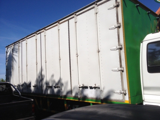 ขายตู้ 10 บาน สภาพสวยมาก ใส่เดกก้าอยู่ ยาว 7.60 ม. ขายตู้ 10 บาน สภาพสวยมาก ใส่เดกก้าอยู่ ยาว 7.60 ม.