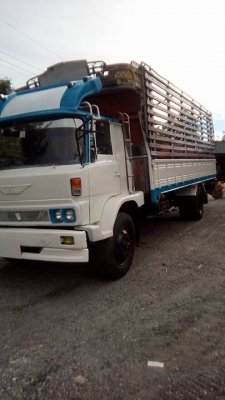 ขายรถ 6ล้อ กระบะพร้อมคอก  400,000 บ.