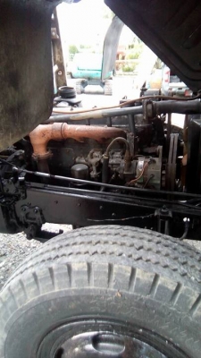 ขายรถ 6ล้อ กระบะพร้อมคอก  400,000 บ.