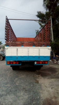 ขายรถ 6ล้อ กระบะพร้อมคอก  400,000 บ.