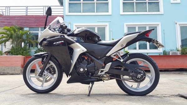 รถบ้านมือเดียว Cbr250 ABS 2012 วิ่งน้อย สวยๆ ขายถูก ต่อรองได้ครับ