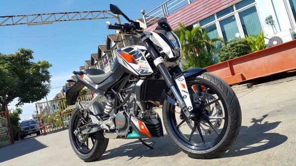 Duke200 ตัว TOP มี ABS วิ่ง 3090 กิโล สวยกิก ขายถูก ต่อรองได้ครับ