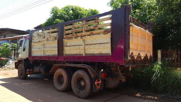 ขาย 10 ล้อดั้ม HINO FM3M คัสซีสวยตลอดเส้น เครื่องเดิม M10C 240 แรงม้า เกียร์เดิม สโลว์เดิม แอร์เย็น ช่วงล่าง ZM ทะเบียนพร้อมโอน ขาย 10 ล้อดั้ม HINO FM3M คัสซีสวยตลอดเส้น เครื่องเดิม M10C 240 แรงม้า เกียร์เดิม สโลว์เดิม แอร์เย็น ช่วงล่าง ZM ทะเบียนพร้อมโอน