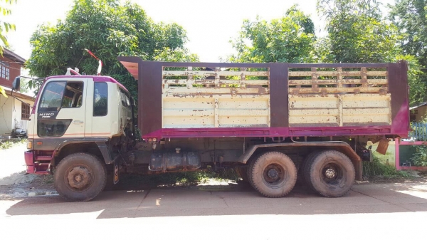 ขาย 10 ล้อดั้ม HINO FM3M คัสซีสวยตลอดเส้น เครื่องเดิม M10C 240 แรงม้า เกียร์เดิม สโลว์เดิม แอร์เย็น ช่วงล่าง ZM ทะเบียนพร้อมโอน ขาย 10 ล้อดั้ม HINO FM3M คัสซีสวยตลอดเส้น เครื่องเดิม M10C 240 แรงม้า เกียร์เดิม สโลว์เดิม แอร์เย็น ช่วงล่าง ZM ทะเบียนพร้อมโอน