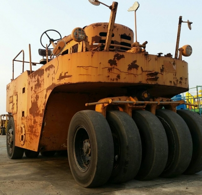 ขาย รถบดล้อยาง 11ล้อ WATANABE เครื่อง ISUZU 6 สูบ พร้อมใช้งาน