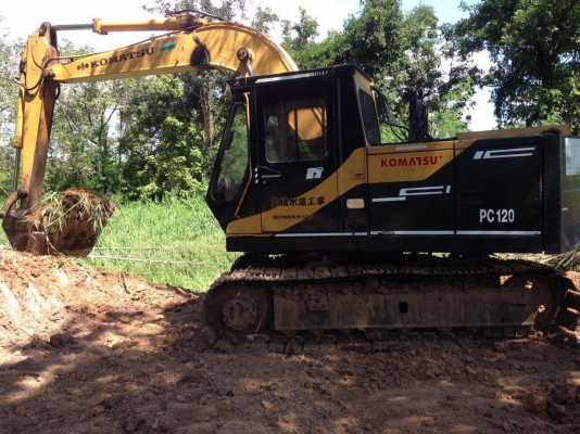 ขายแบคโฮ KOMATSU PC120-3 เอกสารใบอินวอยซ์ รถสวยใช้งานได้ดี เครื่องดี ปั้มแรงทำงานไม่โหลด
