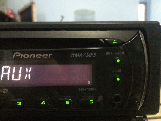 Pioneer DEH-1100MP MP-RW CD-RW FMคลื่นไทย AUX ปรีเอ้า1ชุด สภาพสวย มือ2 ญี่ปุ่น