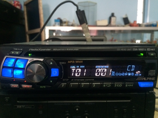 Alpine CDA-9807J MP3-RW CD-RW ปรีเอ้า1ชุด คุมกล่องCD มือ2 ญี่ปุ่น