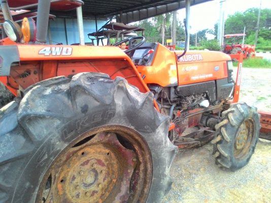 ขายยรถไถ KUBOTA L4508 พร้อมดันหน้า ราคา 200,000 ทะเบียนพร้อมโอน id line=0818618678 id line=carbonthai