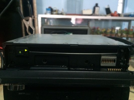 PANASONIC CQ-DFX983D 24Bit 4V รุ่นใหญ่ MP3-RW CD-RW AUX กราฟฟิกหน้าจอ ปรี้เอ้า3ชุด AUX1ชุด คุมกล่องCD สภาพสวย มือ2 ญี่ปุ่น