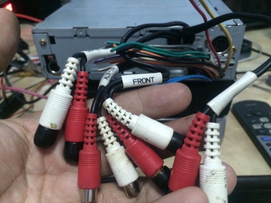 PANASONIC CQ-DFX983D 24Bit 4V รุ่นใหญ่ MP3-RW CD-RW AUX กราฟฟิกหน้าจอ ปรี้เอ้า3ชุด AUX1ชุด คุมกล่องCD สภาพสวย มือ2 ญี่ปุ่น
