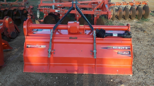 ขายโรตารี่ปั่นตราช้าง RX182F-s เดิมๆพร้อมยอยใบเต็ม สภาพใหม่มากๆใช้งานน้อยมาก 0872016577 ขายโรตารี่ปั่นตราช้าง RX182F-s เดิมๆพร้อมยอยใบเต็ม สภาพใหม่มากๆใช้งานน้อยมาก 0872016577