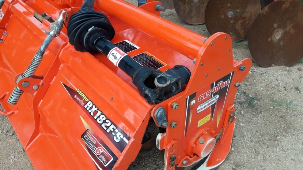 ขายโรตารี่ปั่นตราช้าง RX182F-s เดิมๆพร้อมยอยใบเต็ม สภาพใหม่มากๆใช้งานน้อยมาก 0872016577 ขายโรตารี่ปั่นตราช้าง RX182F-s เดิมๆพร้อมยอยใบเต็ม สภาพใหม่มากๆใช้งานน้อยมาก 0872016577