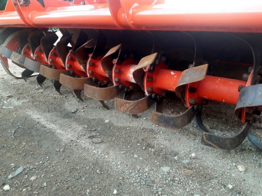 ขายโรตารี่ปั่นตราช้าง RX182F-s เดิมๆพร้อมยอยใบเต็ม สภาพใหม่มากๆใช้งานน้อยมาก 0872016577 ขายโรตารี่ปั่นตราช้าง RX182F-s เดิมๆพร้อมยอยใบเต็ม สภาพใหม่มากๆใช้งานน้อยมาก 0872016577