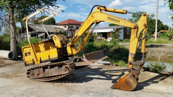 ขายด่วนรถเเม็คโครยันม่าYB25Bเทียบเท่า PC25เคื่องยันม่า3สูบรถนำเข้าเก่านอกไม่เคยใช้งานในเมืองไทยเลยส่งให้ฟรี